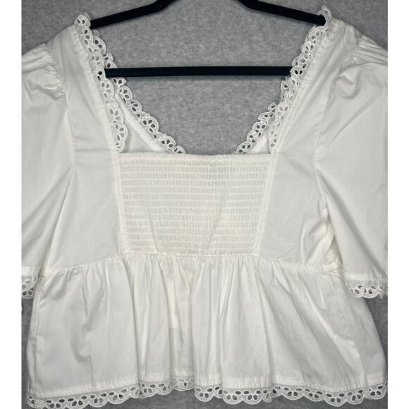 Chelsea & Violet women's white eyelet blouse short sleeve crop top v-neck M NWT - Picture 7 of 15
